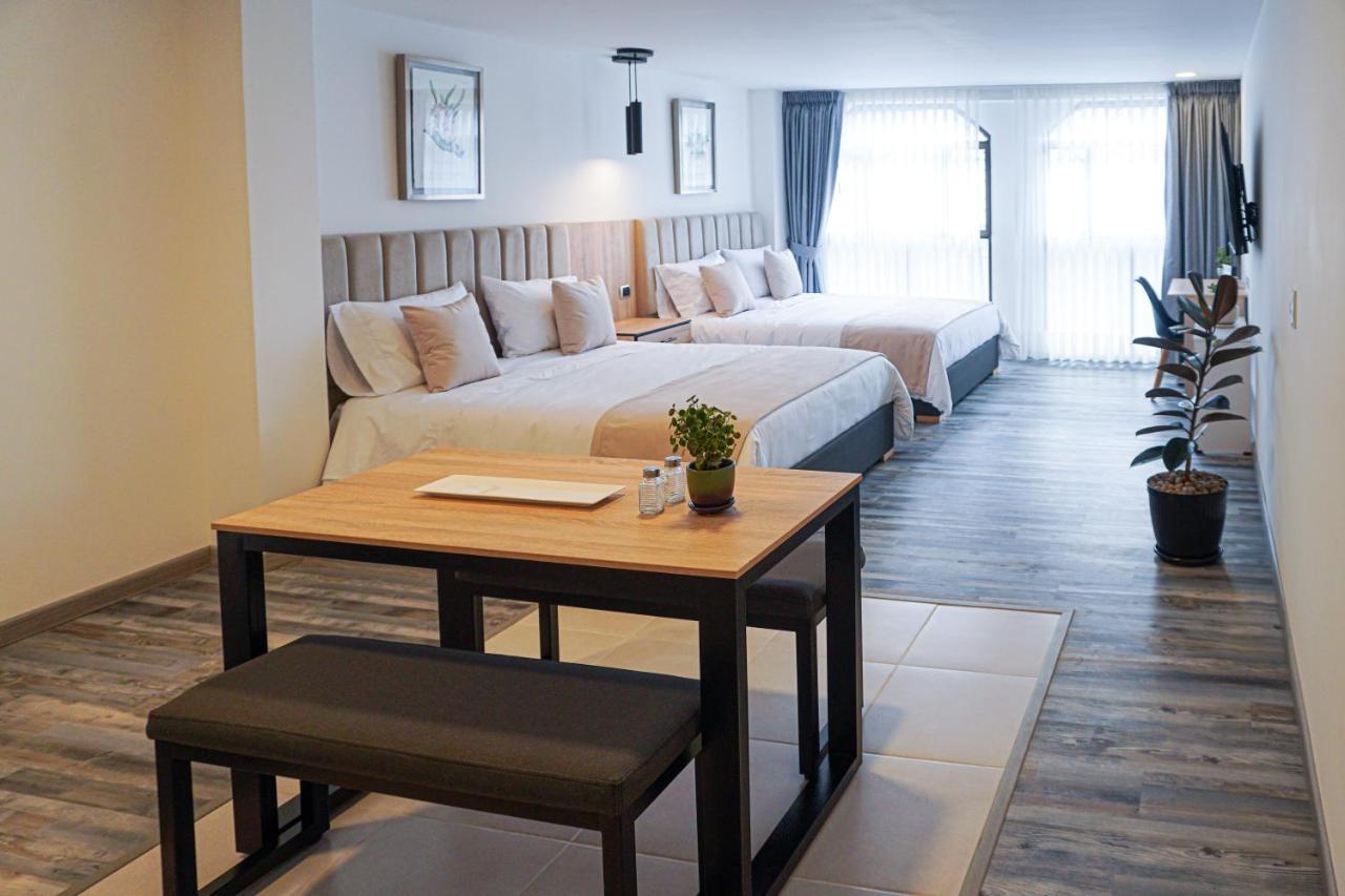 86 Suites Bogotá Extérieur photo
